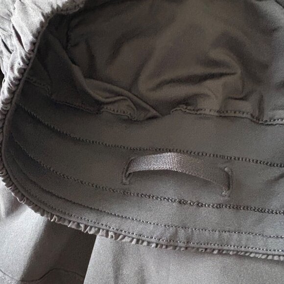 Lululemon Athletic Track That MR Short 5” Lined Black NWT Women’s Size 4 - Picture 5 of 9